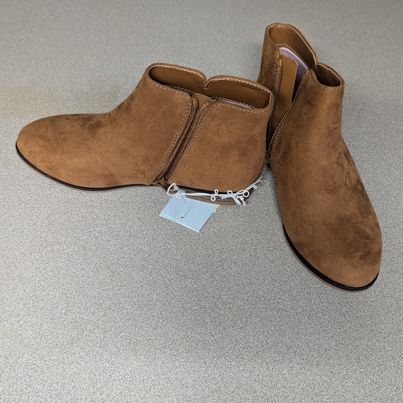 Cat and Jack girl velvet booties color Sz 3 - Picture 10 of 16